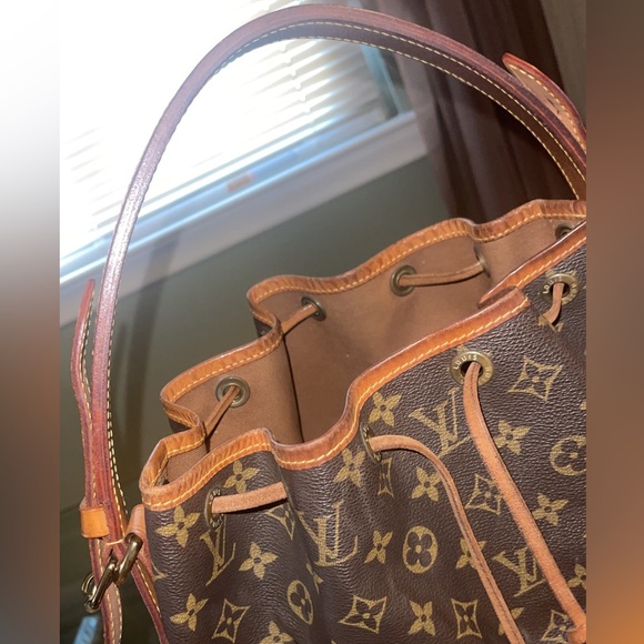Louis Vuitton Monogram Petit Noe - Picture 5 of 16